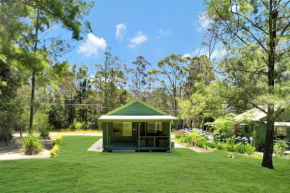 Beau Cabin One Bedroom Cabin on Golf Course Kangaroo Valley